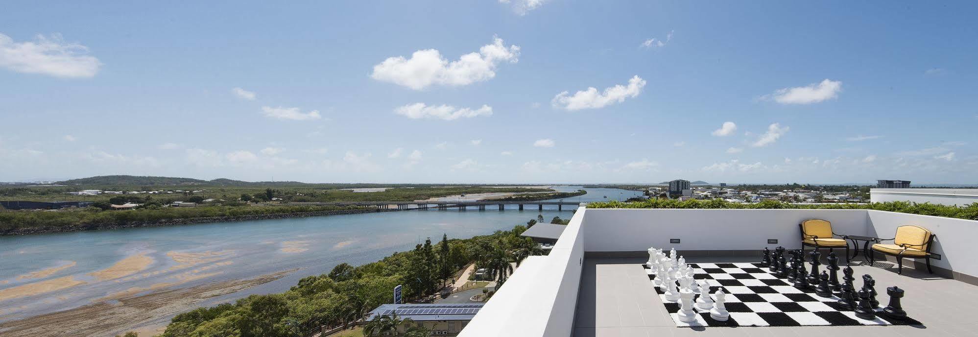 Riviera Mackay Aparthotel Kültér fotó